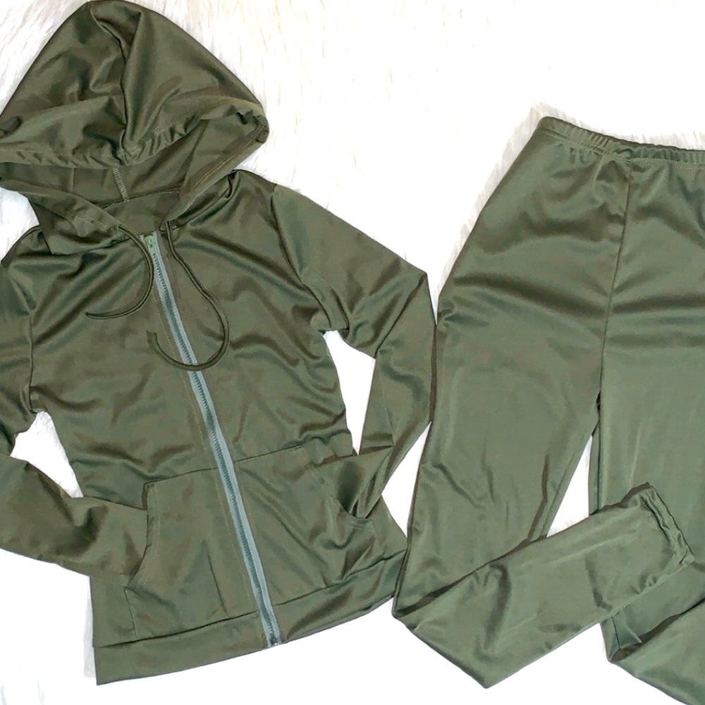 Pretty in Green Set